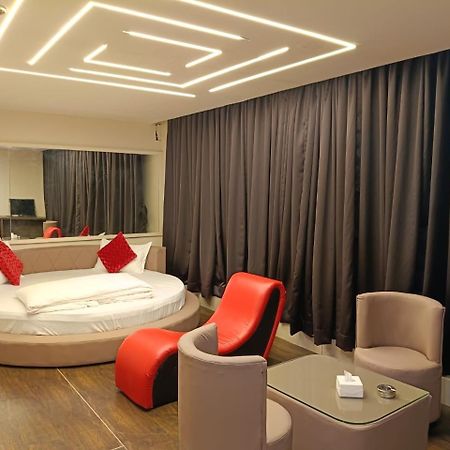 Aundh Elite Stay Pune Esterno foto