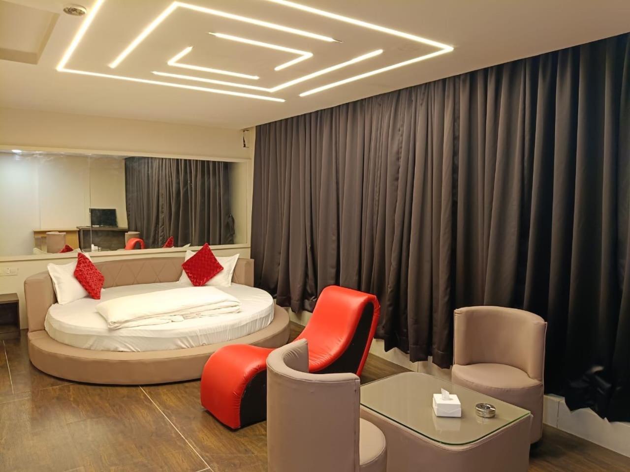 Aundh Elite Stay Pune Esterno foto