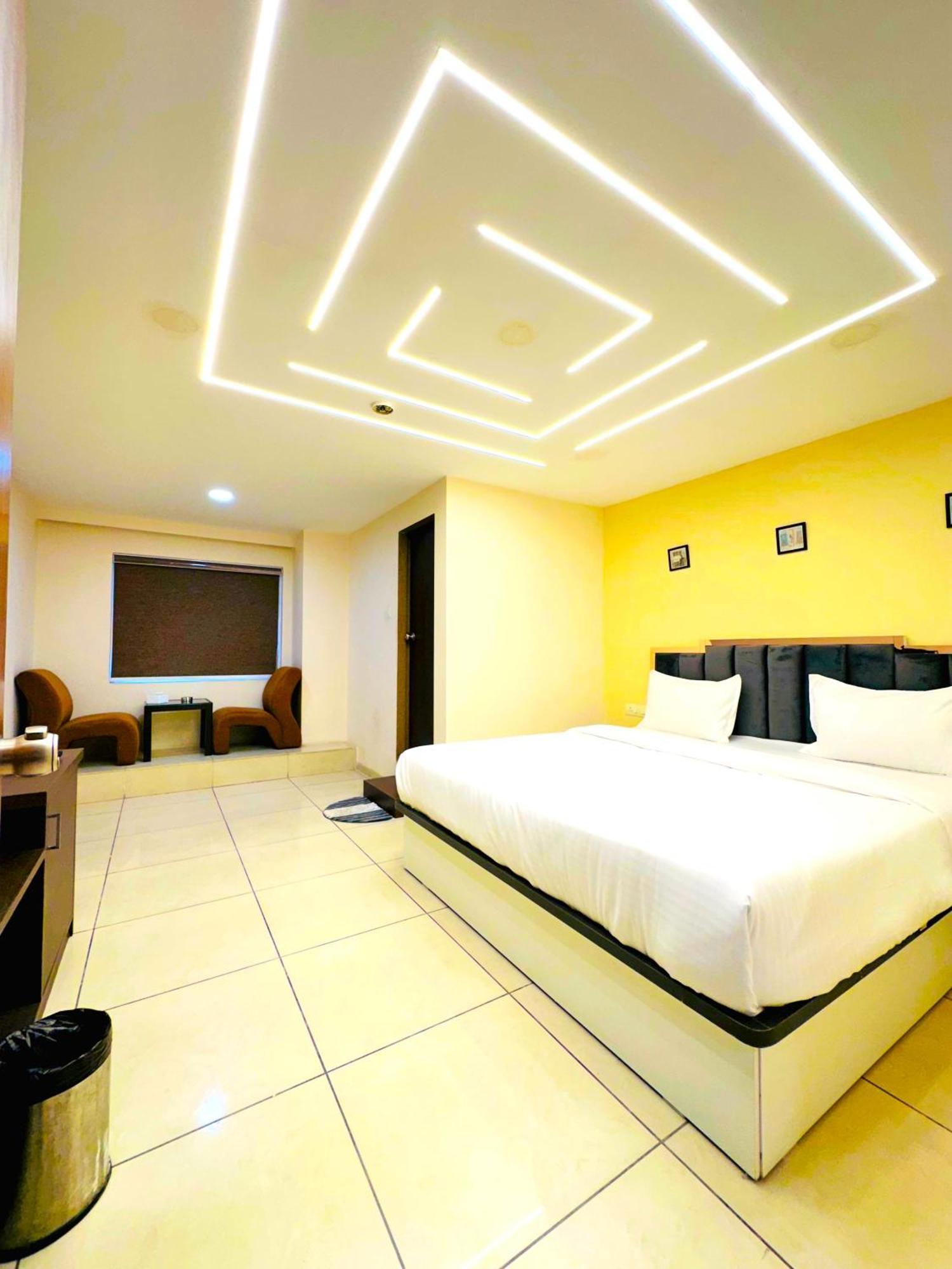 Aundh Elite Stay Pune Esterno foto