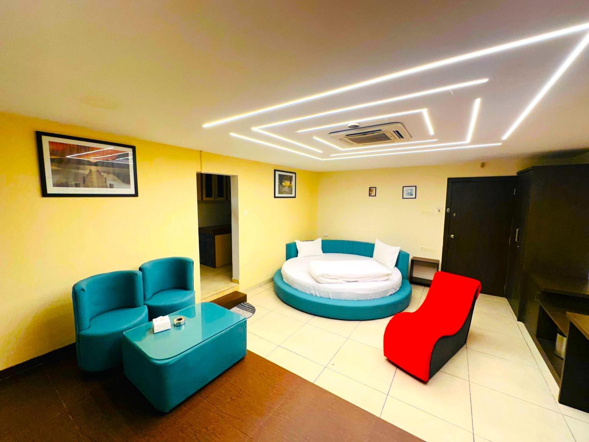Aundh Elite Stay Pune Esterno foto