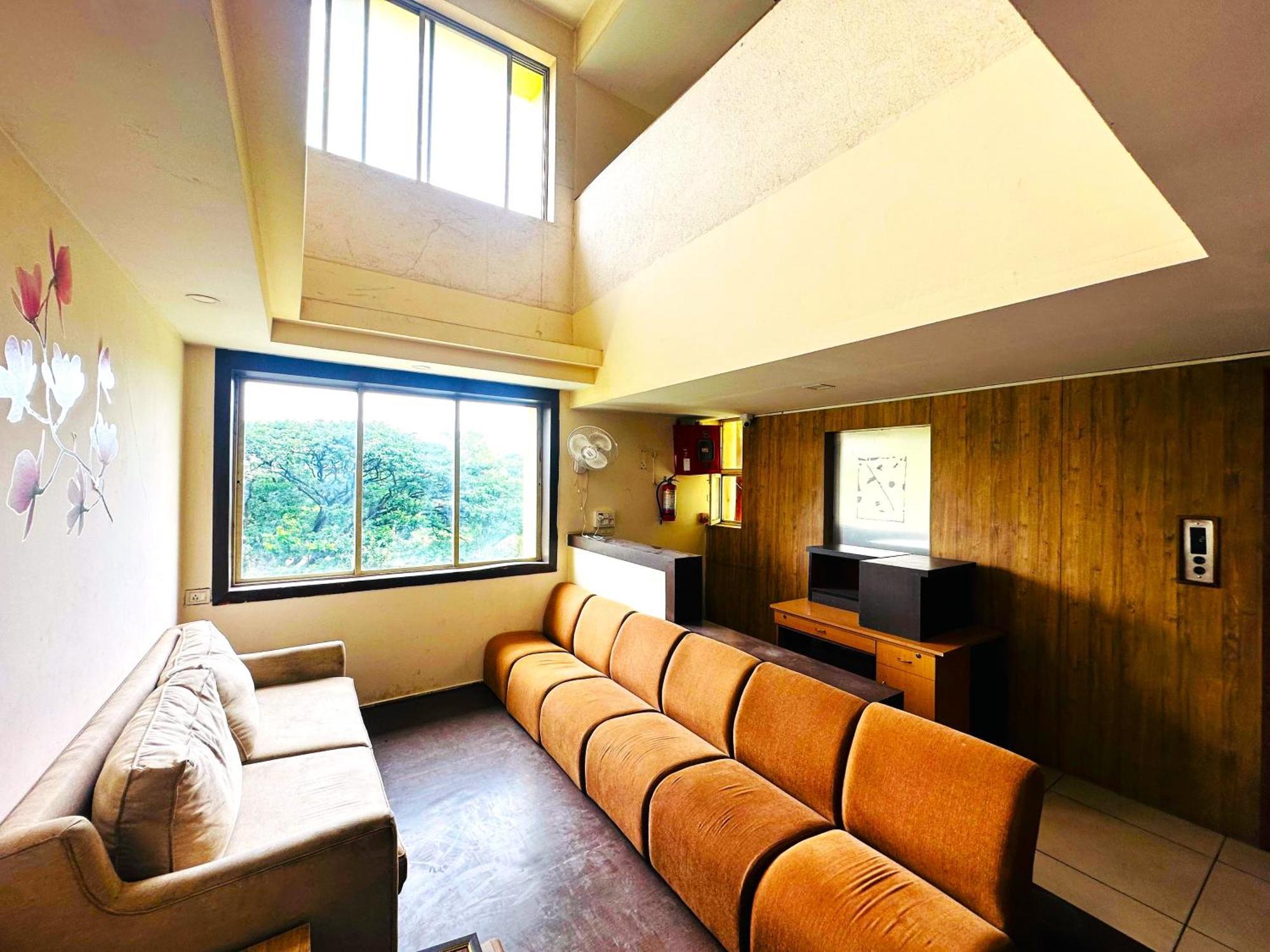 Aundh Elite Stay Pune Esterno foto
